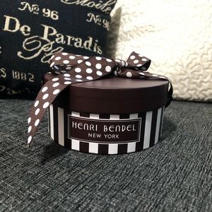 Henri Bendel Mini Hatbox